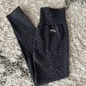 AYBL scrunch butt leggings